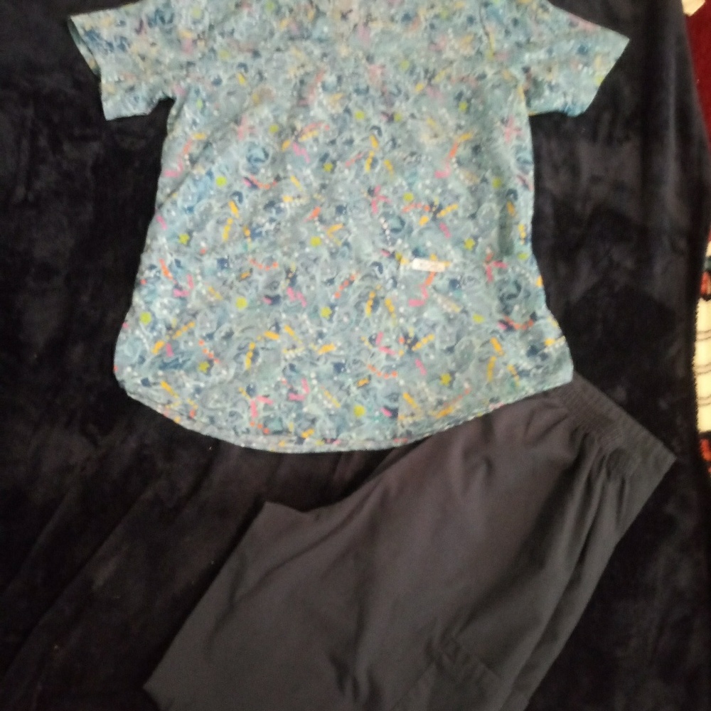 Scrub Set